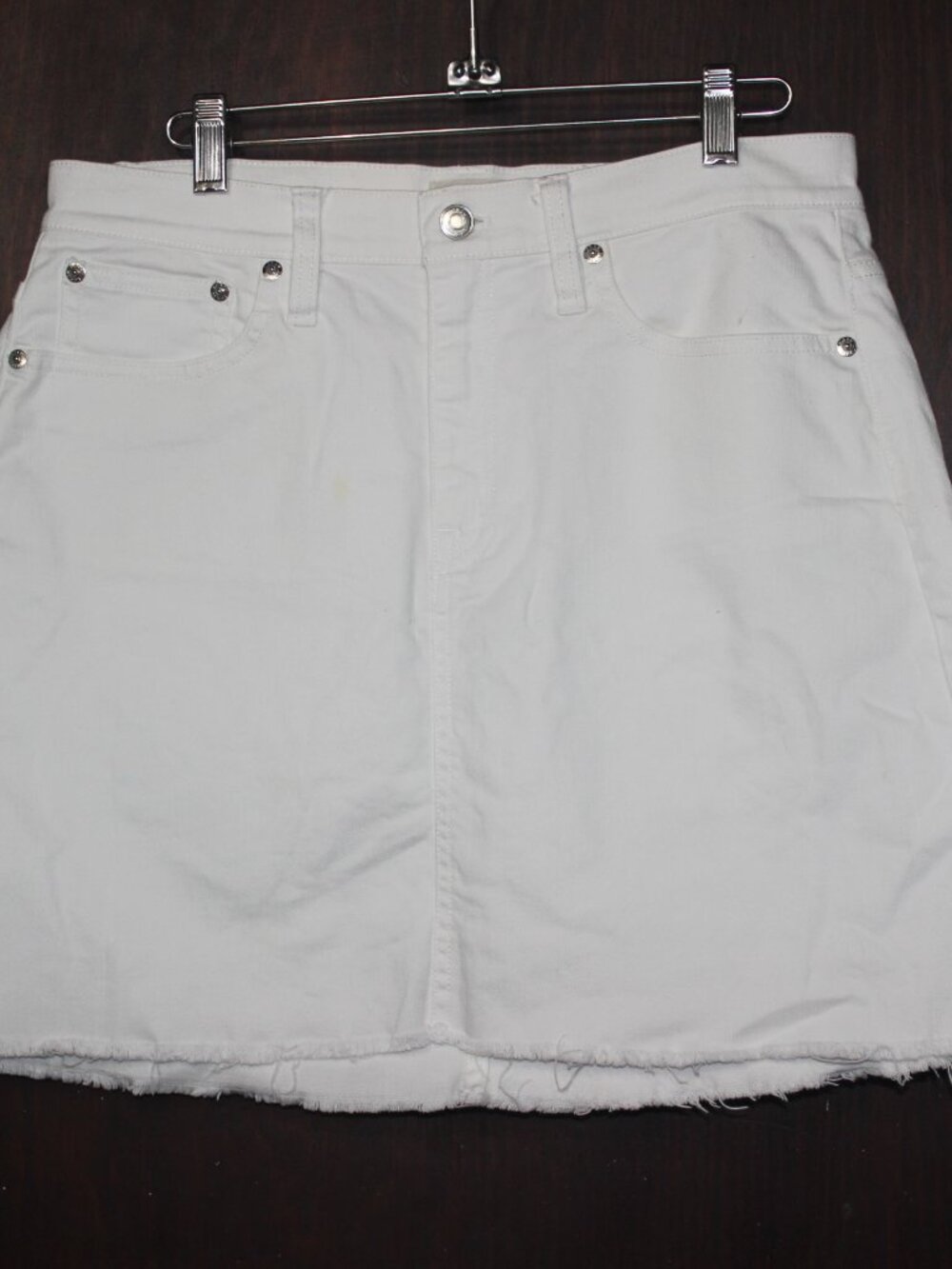 J CREW WOMENS WHITE JEAN SKIRT  SZ 29